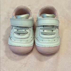 Stride Rite White and Pink Star Accent Toddler Sneakers